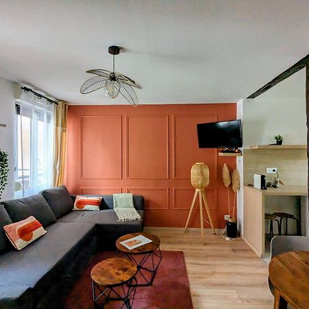 Le Petit Bali Apartment ซิลิสตาต์ ภายนอก รูปภาพ