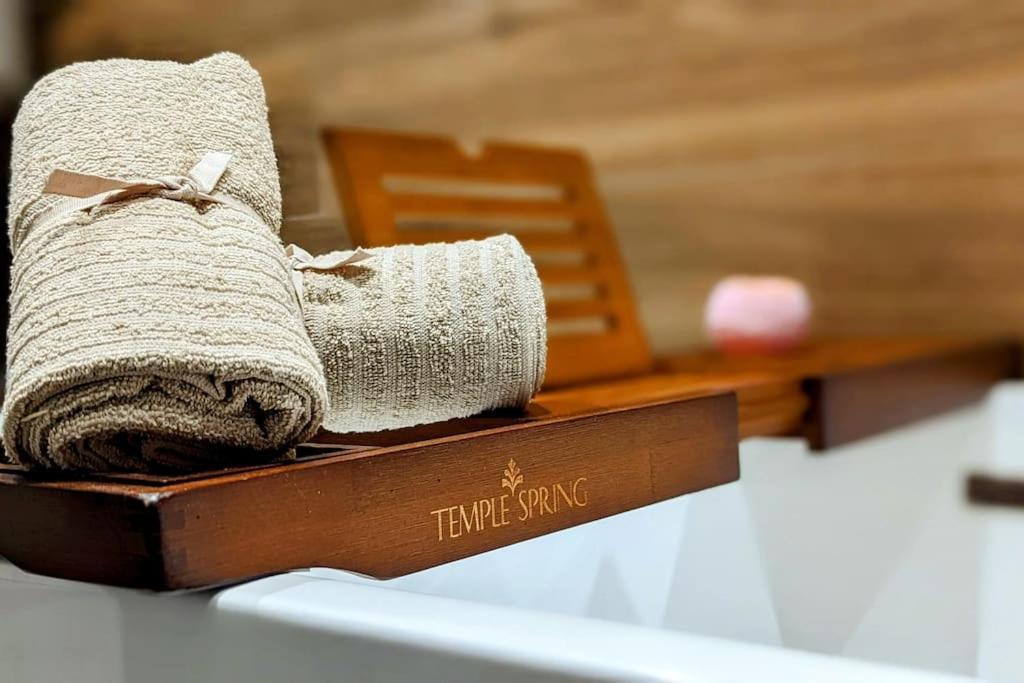 Le Petit Bali Apartment ซิลิสตาต์ ภายนอก รูปภาพ